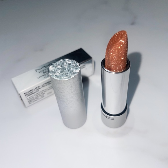 NEW MAC Fizzy Feels Lip Balm